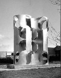 Henner Kuckuck, Aluminium-Skulptur, Deutsche Schule, Brüssel